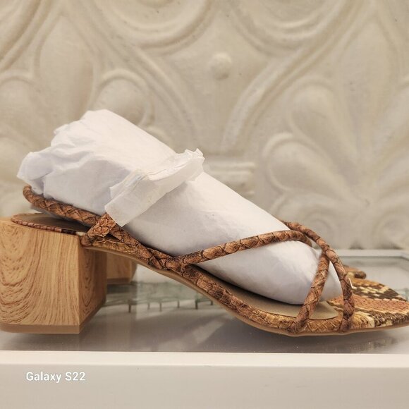 Dolce Vita Zayla Snakeskin Block Heels. NWT. Size 9 - Picture 1 of 8